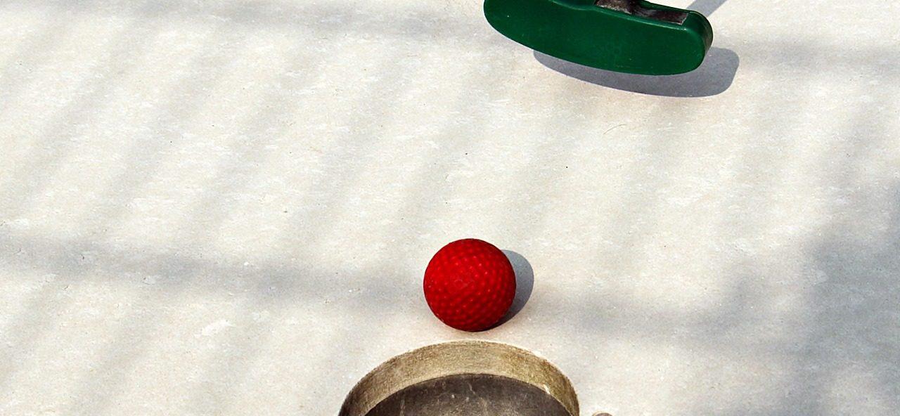 Family Mini Golf